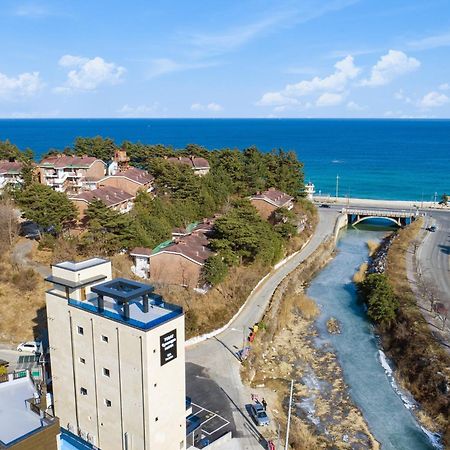 Today Gyeongpo Oceanview Pension Каннын Экстерьер фото